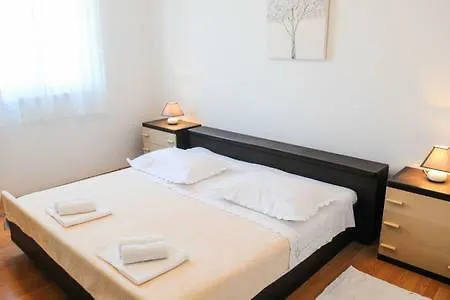 Anamarija Apartamento Split